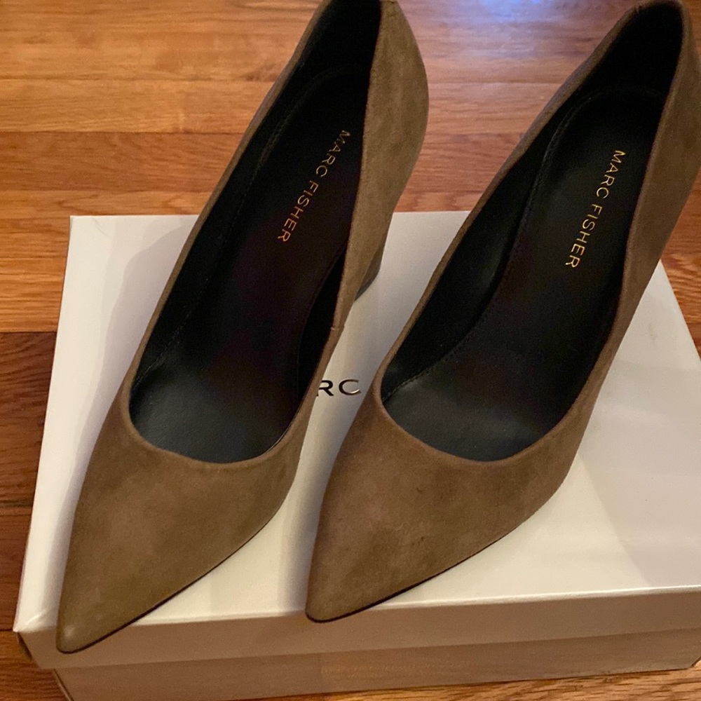 Marc fisher heel